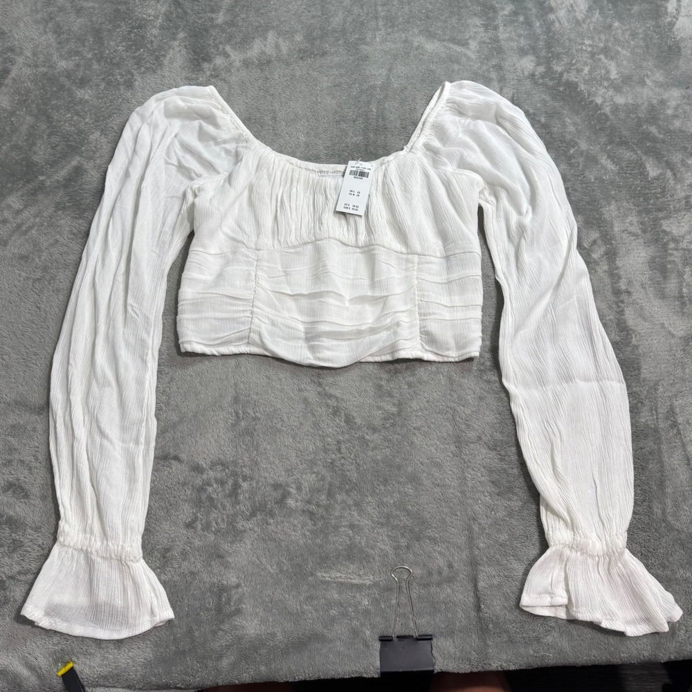 NEW Hollister White Long Sleeve Ruched Smocked Crop Top Blouse Medium Cottage